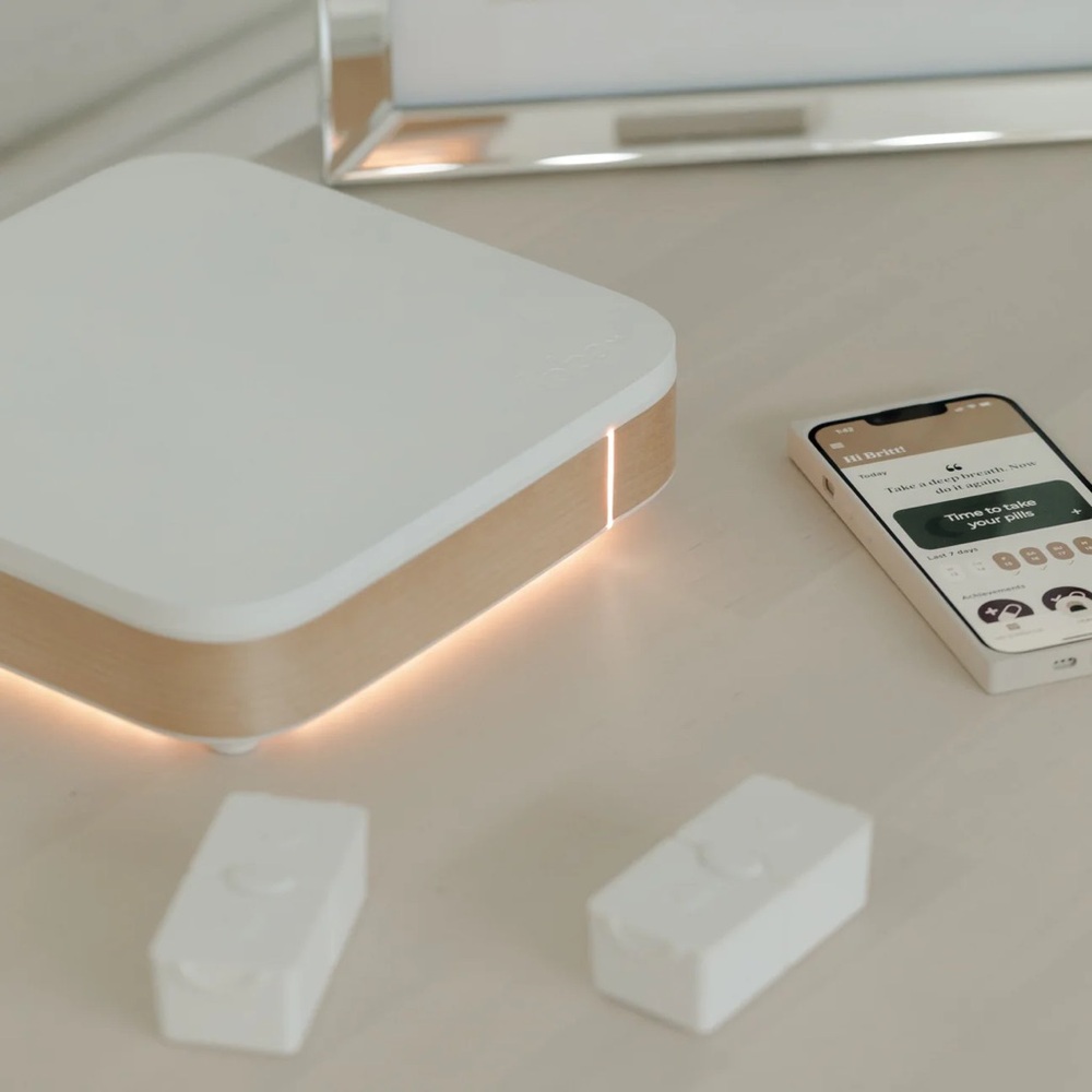 Loba smart pill organizer